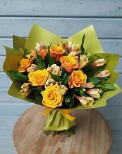 Букет цветов из:  Альстромерии и Розы в Заозерске