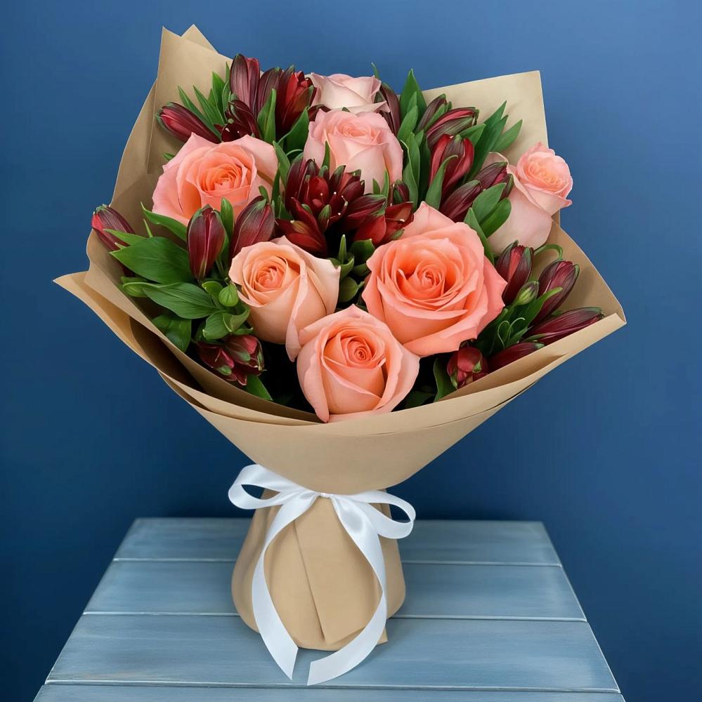 Букет цветов из: Розы и Альстромерии в Заозерске