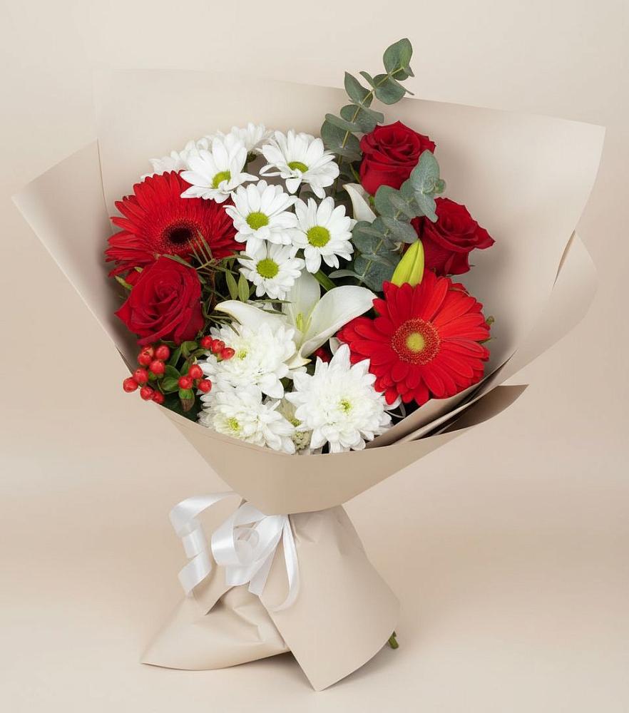 Букет цветов из: Розы, Хризантемы, Герберы и Лилии в Заозерске