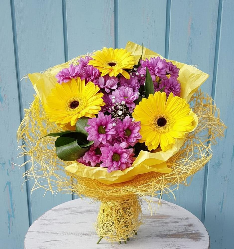 Букет цветов из: Хризантемы и Герберы в Заозерске
