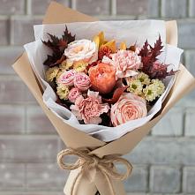 Букет цветов из:  Гвоздики, Хризантемы и Розы в Заозерске